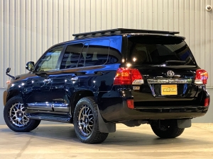 ランクル２００TOYOTAグリル　ラック　アウトドア