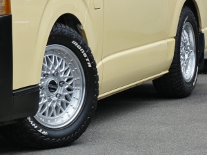 ハイエースバンワイドボディーS-GL　オグショー製8人乗り仕様車