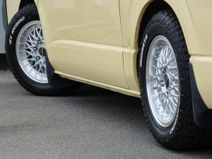 ハイエースバンワイドボディーS-GL　オグショー製8人乗り仕様車