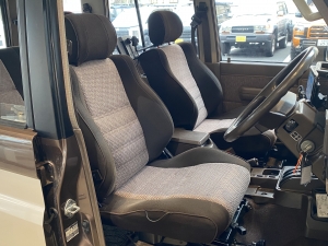 ランクル７０純正カラー　アウトドア　旧車