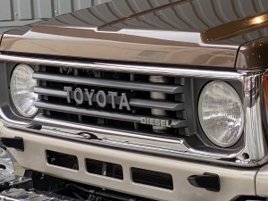 ランクル７０純正カラー　アウトドア　旧車
