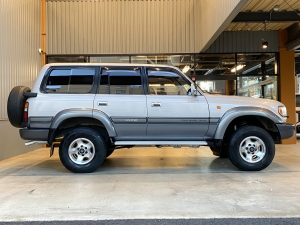 ランクル８０オリジナル　旧車