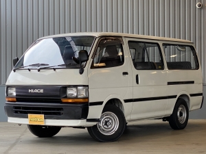 ハイエース100系 送迎　車中泊