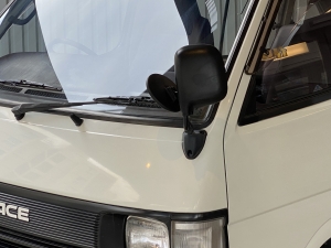 ハイエース100系送迎　車中泊