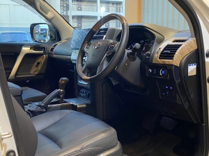ランクルプラドアウトドア　キャンプ　カスタム