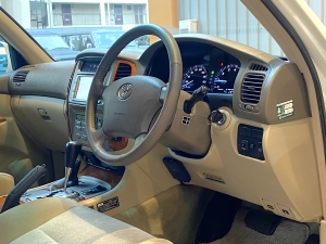 ランクル１００アウトドア　SUV　丸目