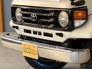 ランクル７０輸出仕様　はたらく車
