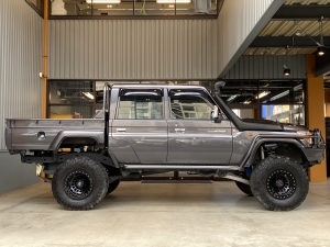 ランクル７０リフトアップ　ARB