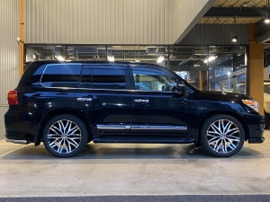 ランクル２００最高級SUV