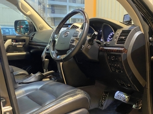 ランクル２００最高級SUV