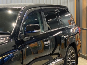 ランクル２００最高級SUV