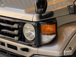 ランクル７０アウトドア　旧車　丸目