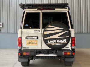 ランクル７０７０周年特別パーツ　ARB