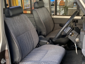 ランクル７０ショートボディ　旧車