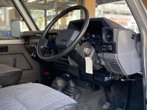 ランクル７０ショートボディ　旧車