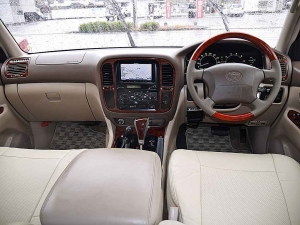 ランクル１００ブラックコンプリート　エアロ　ＬＸ５７０仕様２２インチＡＷ