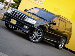 ランクル１００ブラックコンプリート　エアロ　ＬＸ５７０仕様２２インチＡＷ