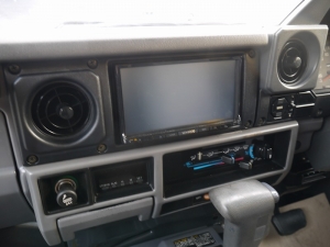 ランクル７０オフロードスタイル　ディーゼル　オートマ車