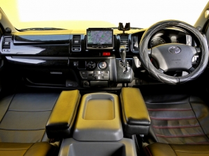 ハイエースバンディーゼルターボ　４ＷＤ　