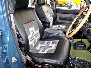 ランクル６０観音開きバックドア　オートマ　ディーゼルターボ