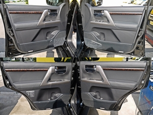 ランクル２００ブラックレザー　LX570仕様22ｲﾝﾁAW　エアロ