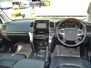 ランクル２００ブラックレザー　LX570仕様22ｲﾝﾁAW　エアロ