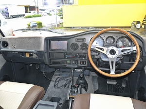 ランクル６０丸目　ガソリン　オートマ　ロールーフ