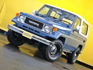 ランクル７０ＢＪ７４Ｖ　ディーゼルターボ　５速マニュアル