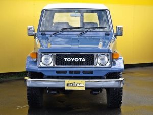 ランクル７０ＢＪ７４Ｖ　ディーゼルターボ　５速マニュアル