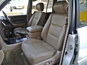 ランクル１００エアロ　革シート　ＭＫ１５０