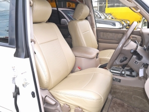 ランクル１００マルチレス　パールホワイト　ＬＸ４７０仕様テール