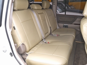 ランクル１００マルチレス　パールホワイト　ＬＸ４７０仕様テール