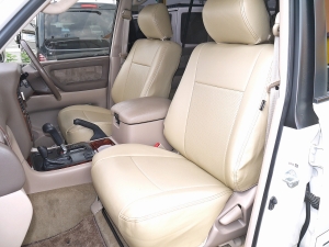 ランクル１００マルチレス　パールホワイト　ＬＸ４７０仕様テール