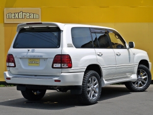 ランクル１００マルチレス　パールホワイト　ＬＸ４７０仕様テール