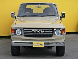 ランクル６０ＦＪ６２Ｇ　ガソリン　オートマ　ロールーフ　丸目
