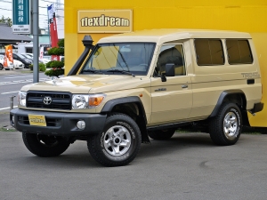 ランクル７０トゥループキャリア　適合車　左ハンドル