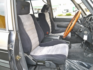 ランクル６０４００台限定車　純正ブラック　ディーゼルターボ