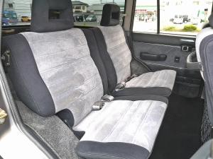 ランクル６０４００台限定車　純正ブラック　ディーゼルターボ