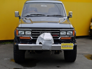 ランクル６０４００台限定車　純正ブラック　ディーゼルターボ
