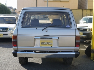 ランクル６０ＦＪ６２Ｇ　ゴールド　角目　ロールーフ