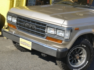 ランクル６０ＦＪ６２Ｇ　ゴールド　角目　ロールーフ