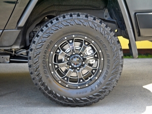 ＦＪクルーザーブラックカラーＰＫＧ　リフトアップ　ルーフ同色