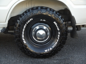 ランクル６０低走行　ＦＪ６２Ｖ　ガソリン　マニュアル　観音開きバックドア