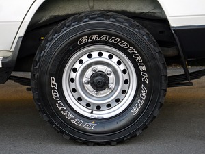 ランクル７０ディーゼル　丸目フェイス　オートマ