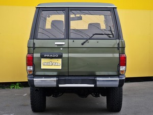 ランクルプラドクラシックコンプリート　リフトアップ　シートカバー