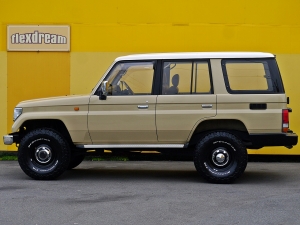 ランクルプラドクラシックコンプリート　ベージュ　７８ﾌﾟﾗﾄﾞ