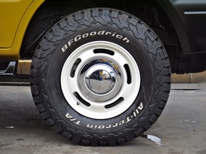 ランクルプラドブラック　丸目フェイス　ＴＯＹＯＴＡ文字グリル