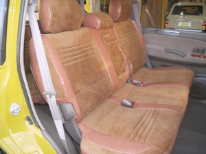 ランクルプラドブラック　丸目フェイス　ＴＯＹＯＴＡ文字グリル