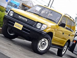 ランクルプラドブラック　丸目フェイス　ＴＯＹＯＴＡ文字グリル