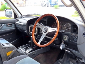ランクル８０４ｘ４　ＡＲＢ　角目四灯　リフトアップ